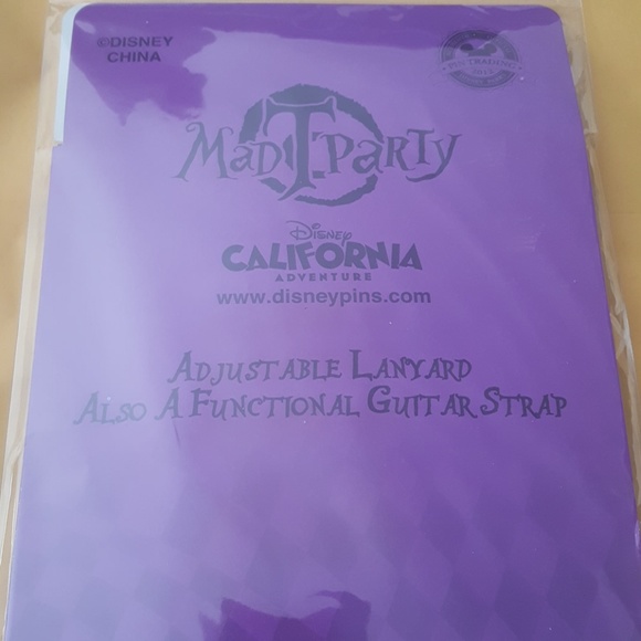 Disney Alice in Wonderland Pin Lanyard Mad T Party - Picture 3 of 3